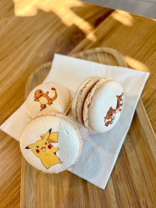 Máte doma malého fanouška Pokémonů nebo jiné pohádkové postavy? Upečeme vám makronky s potiskem přesně podle přání –...